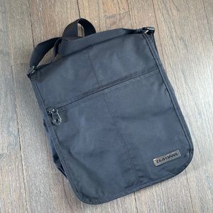 Dakine Crossbody Messenger Bag